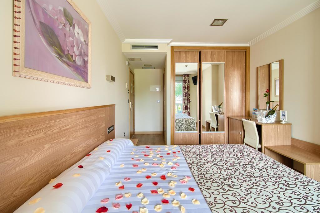 Pontus Veteris Hotel Sanxenxo Exterior photo